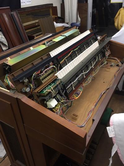 img1982_C_501_electone_7fdbedd